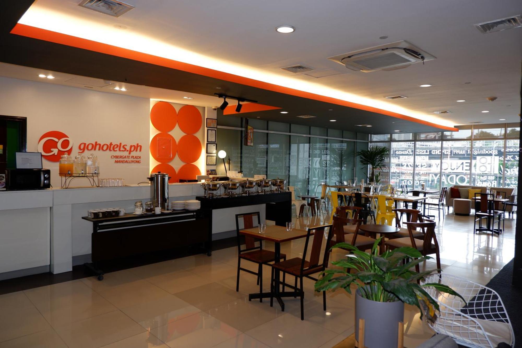 Go Hotels Plus Mandaluyong Екстер'єр фото