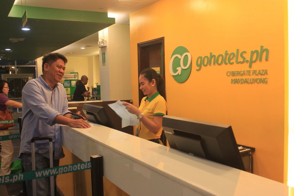 Go Hotels Plus Mandaluyong Екстер'єр фото