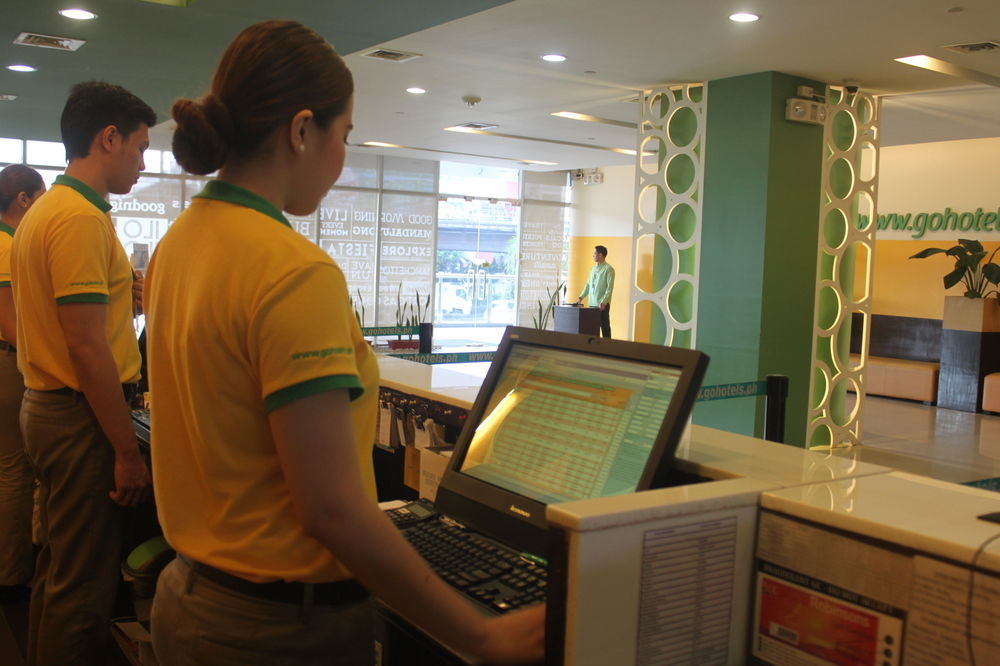 Go Hotels Plus Mandaluyong Екстер'єр фото
