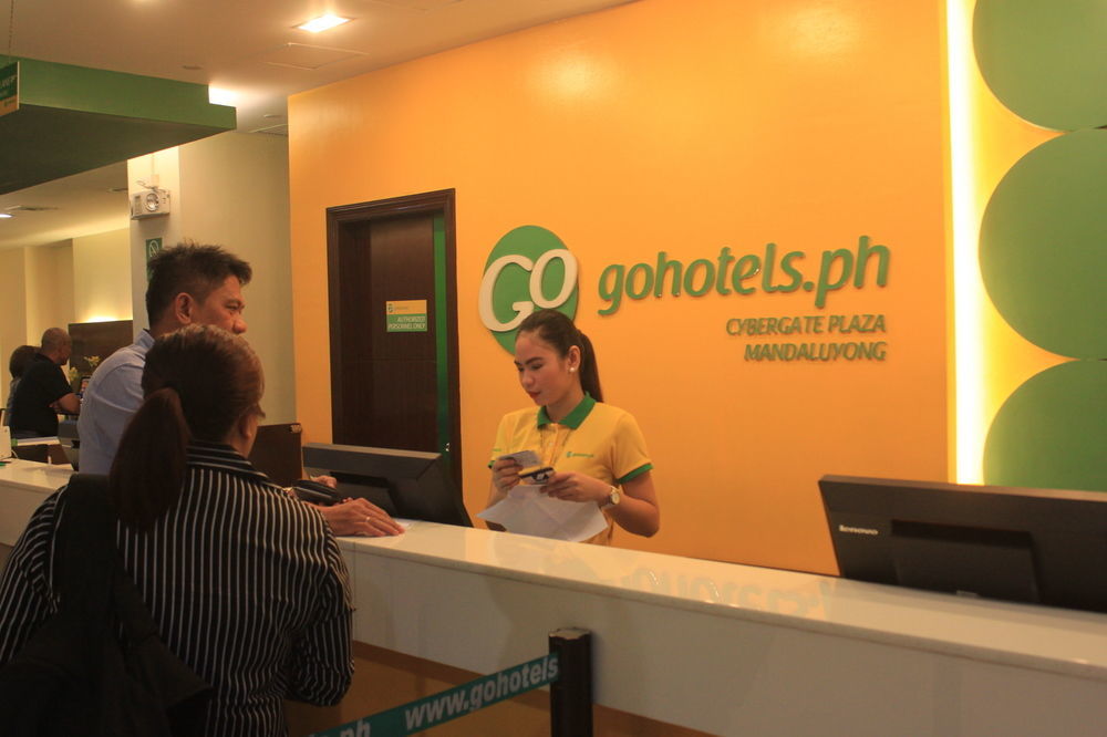 Go Hotels Plus Mandaluyong Екстер'єр фото